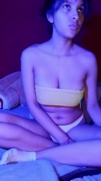 Apriilhot's Profile