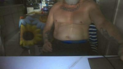Cumwitme64's Profile