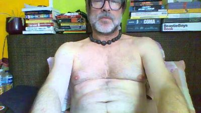 DaddyNextRoom75's Profile