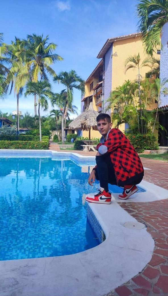 Ken_LatinBoy18's Profile