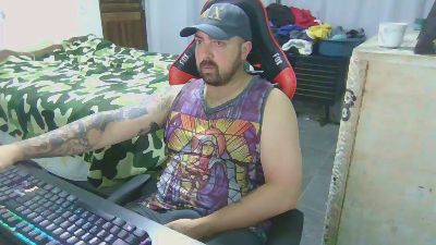 Umdoidoqualquer's Profile